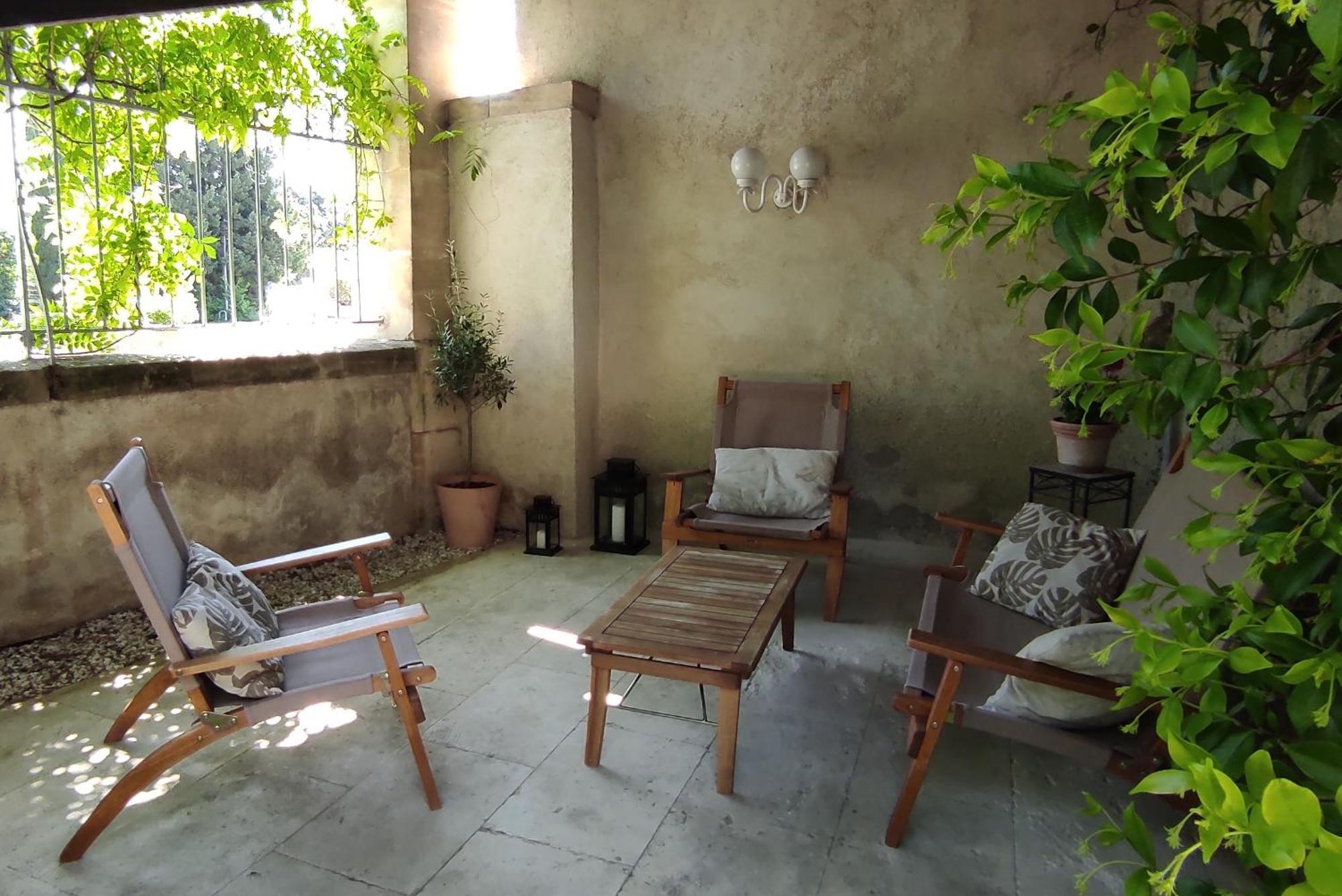 Mas D'Alaure B&B Verquieres Extérieur photo
