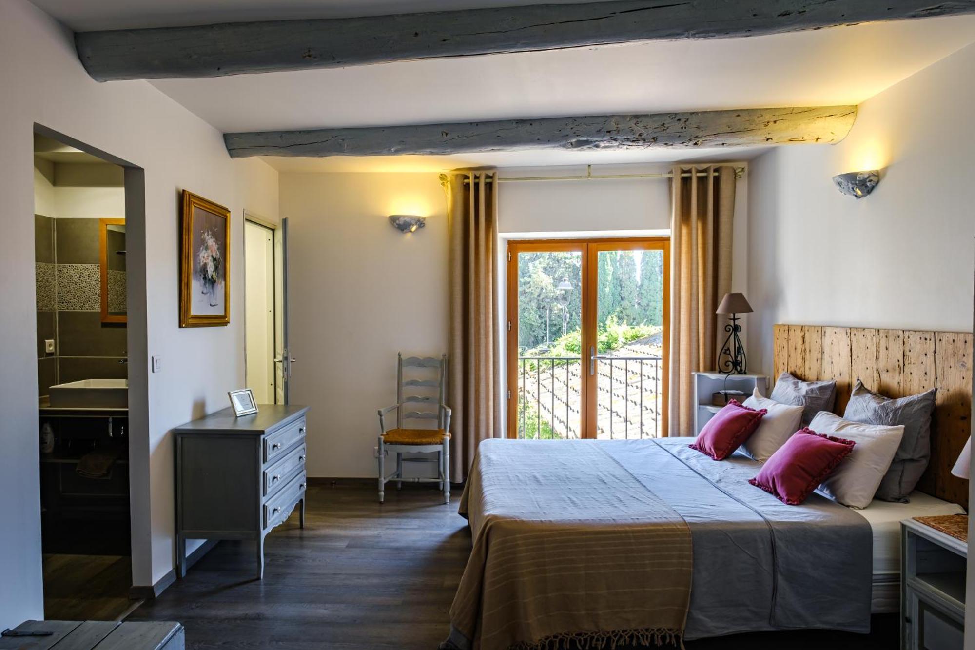 Mas D'Alaure B&B Verquieres Extérieur photo