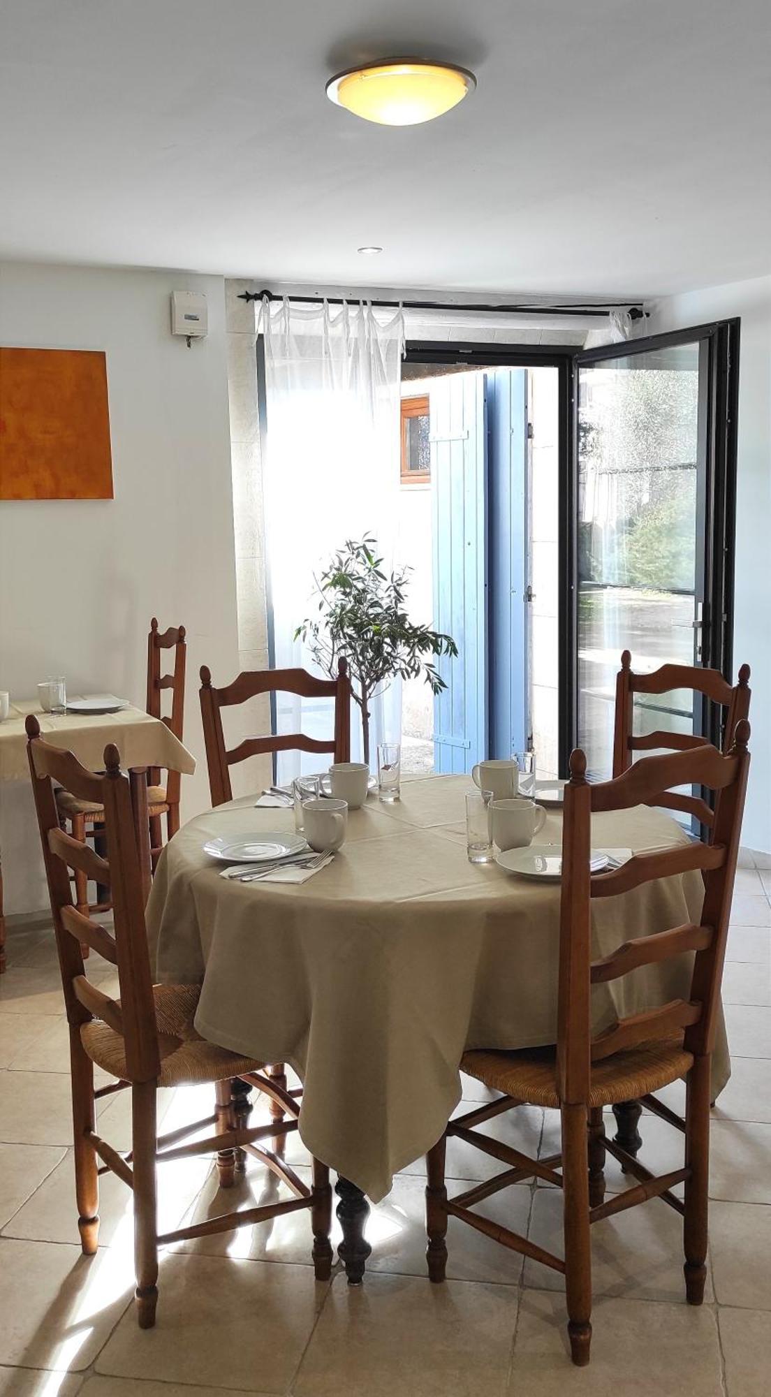 Mas D'Alaure B&B Verquieres Extérieur photo