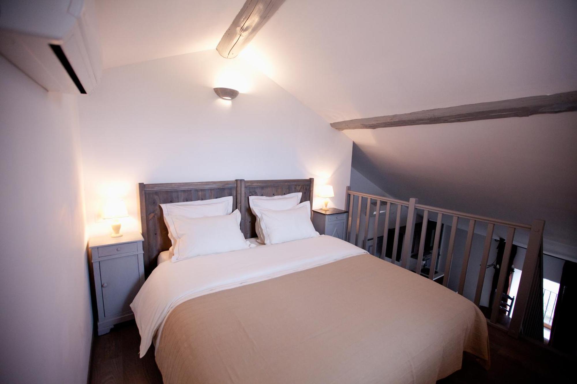 Mas D'Alaure B&B Verquieres Extérieur photo