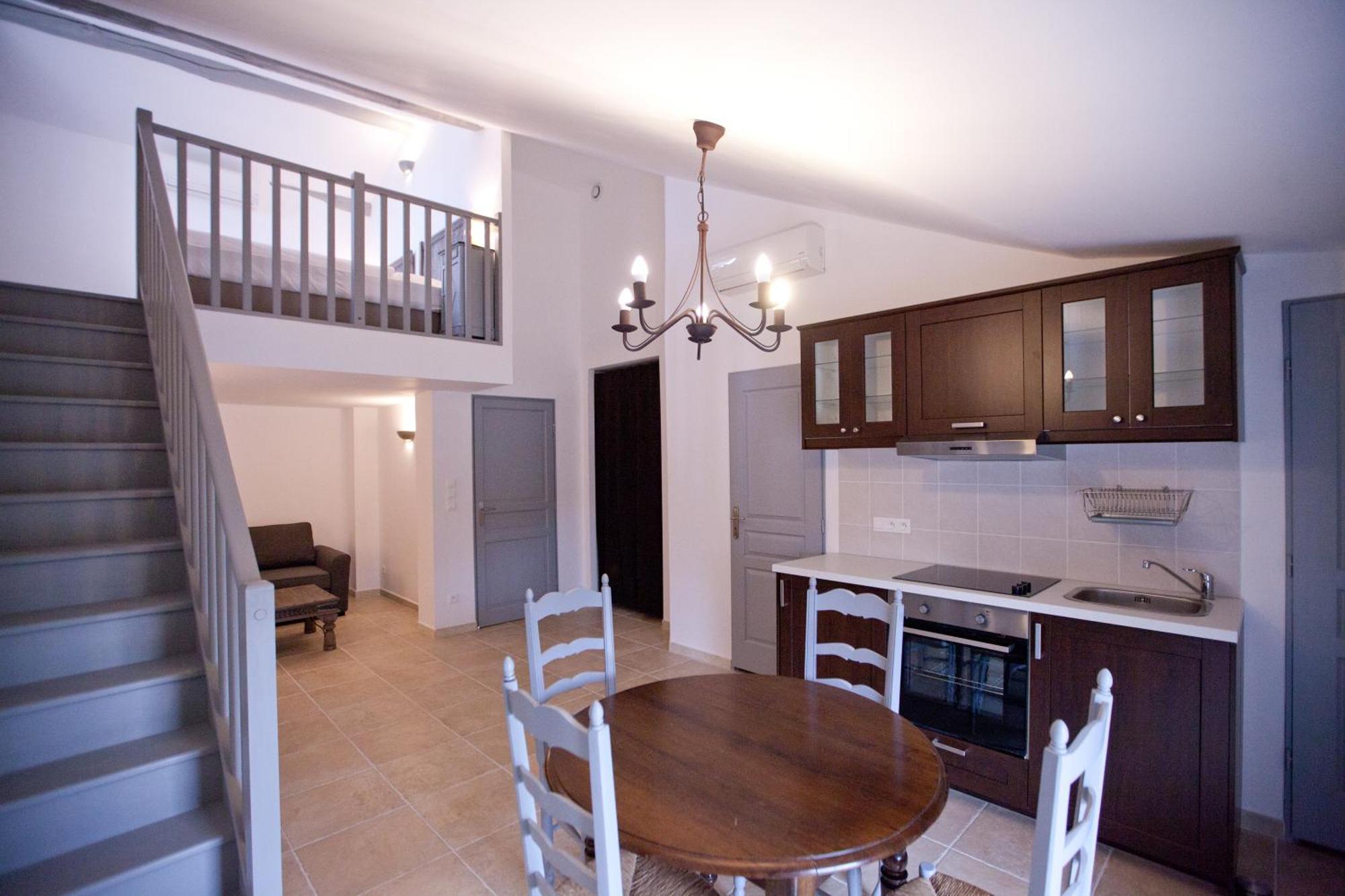 Mas D'Alaure B&B Verquieres Extérieur photo